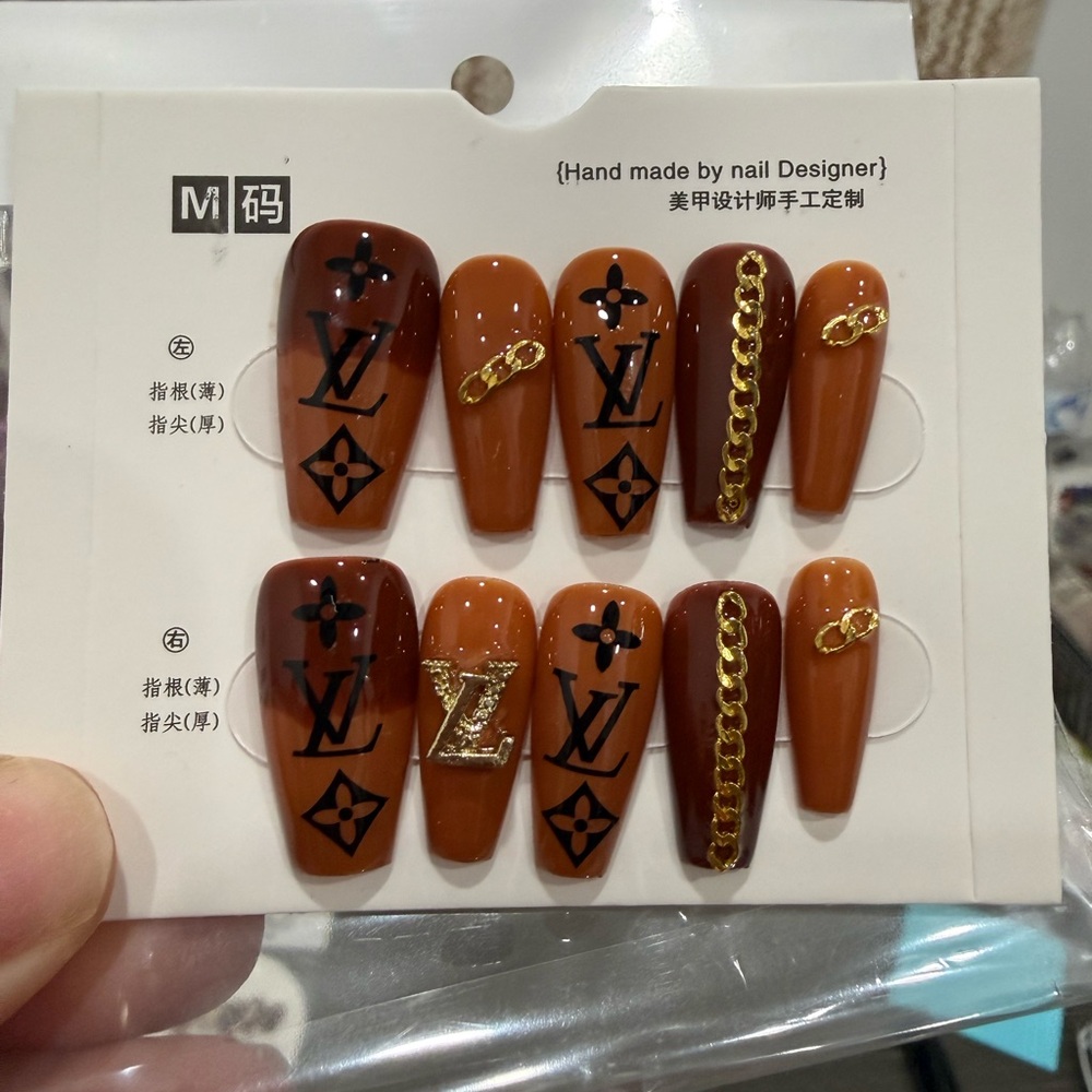 Brown Designers Nail Art Set (M & S size)